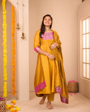 Anjana Yellow Brocade Patch Suit Set