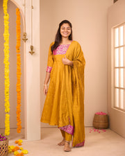 Anjana Yellow Brocade Patch Suit Set