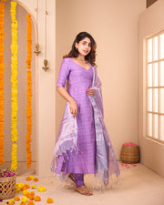 Kani Lilac Silk Suit Set With Tissue Handloom Dupatta