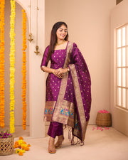 Annam Magenta Semi Banaras Suit Set