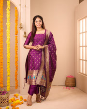 Annam Magenta Semi Banaras Suit Set