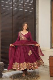 Uppada Silk Heavy Suit Set