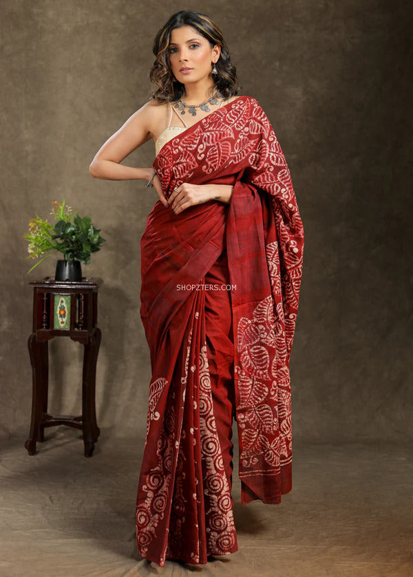 Red Mul Cotton Hand Batik Saree