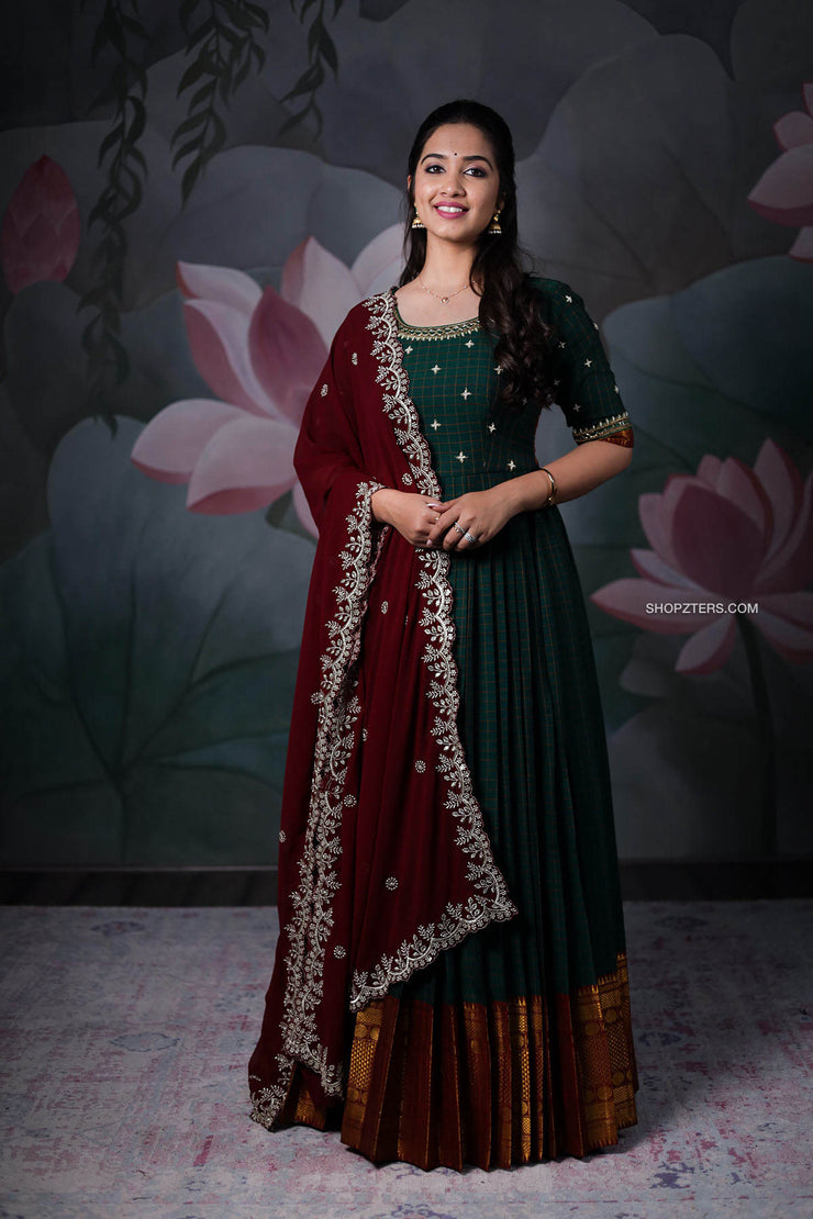 Bottle green chanderi dress with multi color dupatta - set of two by Prints  Valley | The Secret Label