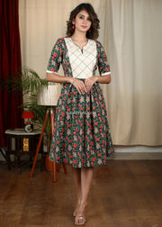 Green Floral Midi Dress With Thread Work