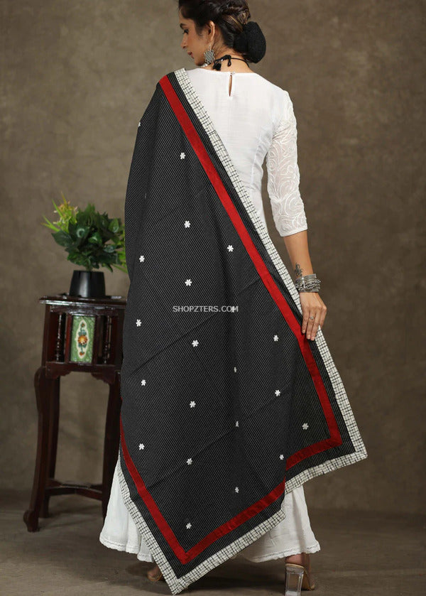Black Dupatta With Delicate Embroidery