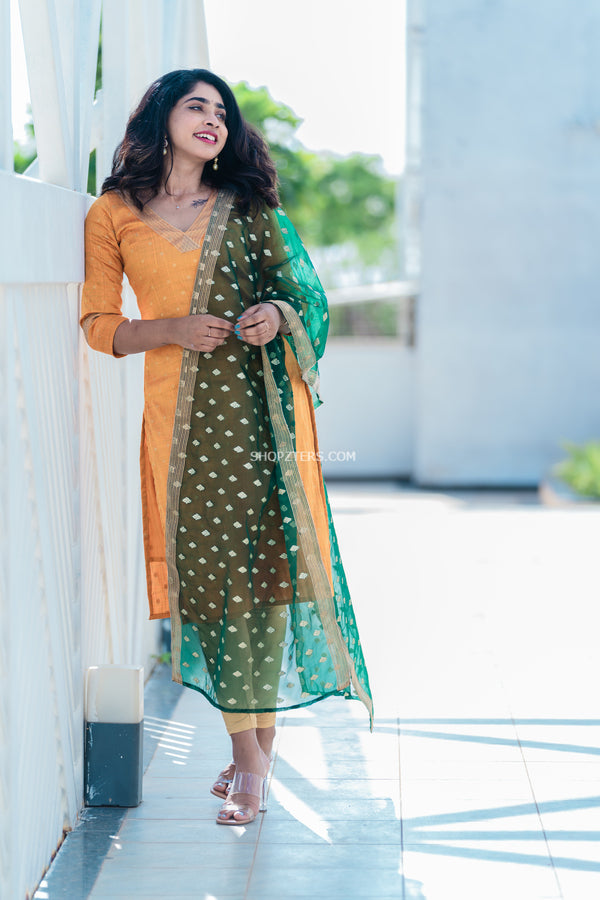 Yellow Raw Silk Brocade Kurti With Green Organza Dupatta