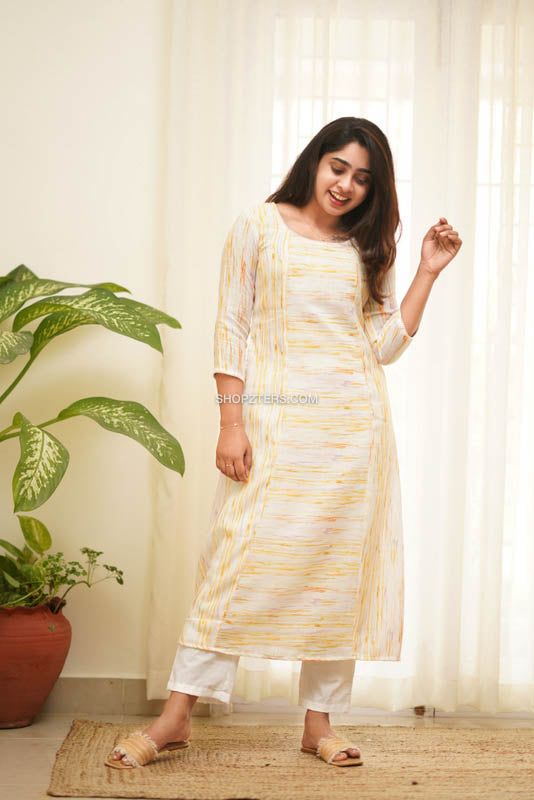 Update Your Kurti Collection with the Trendiest Designs of 2020: 10 Chic  Kurti and Pant Sets for Your Wardrobe!