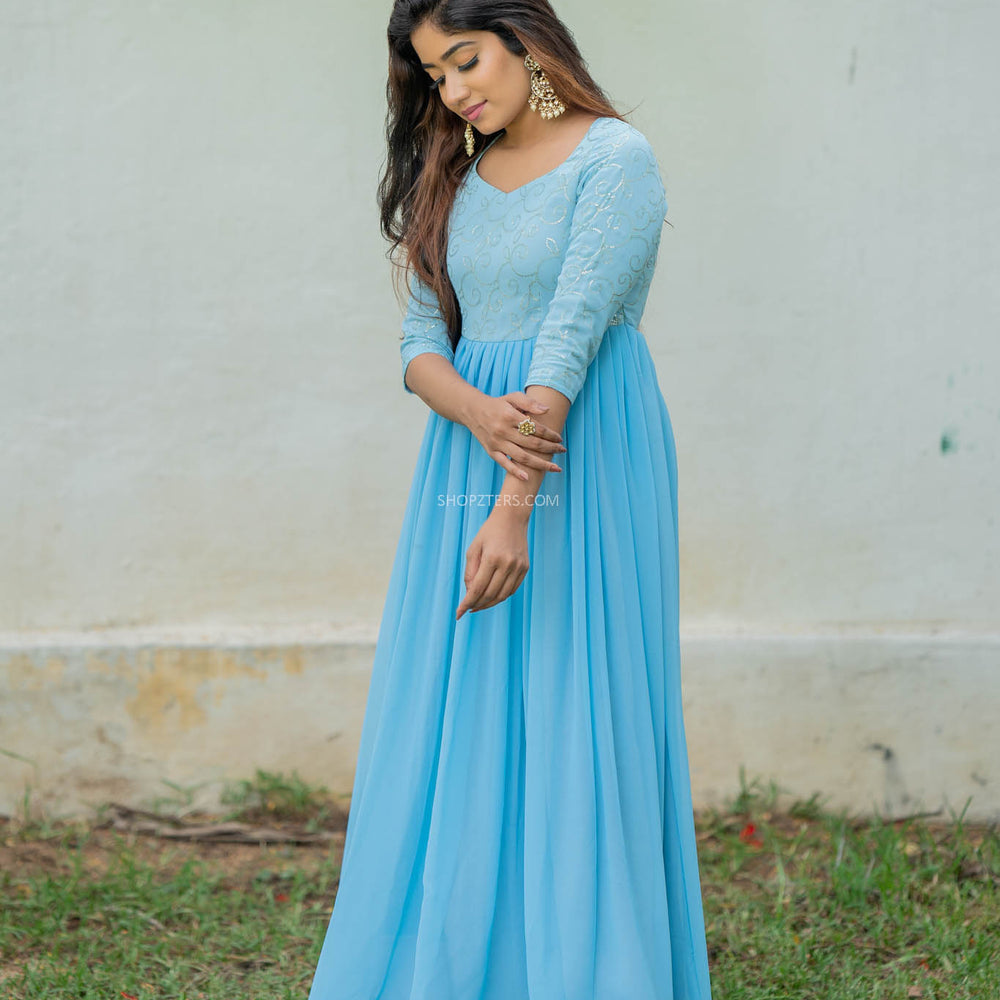 dresses with long puff sleeves ELEGANT FLORAL SLEEVE MAXI DRESS S Size:(US 14 / UK 18) Nadia Satin Floral Print GoldenHourSale Puffy Sleeves Black tulle