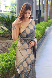 Soft Silk Saree With Gold Zari