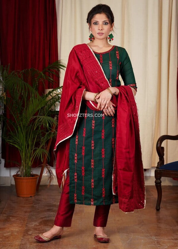 Green and Red Embroidery Kurta With Dupatta Green and Red Embroidery Kurta With Dupatta